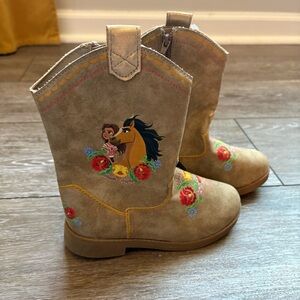 NWT Spirit Boots Size 10